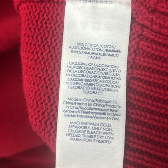 CHAPS - Red Crewneck Sweater - Large - Picture 3 of 5